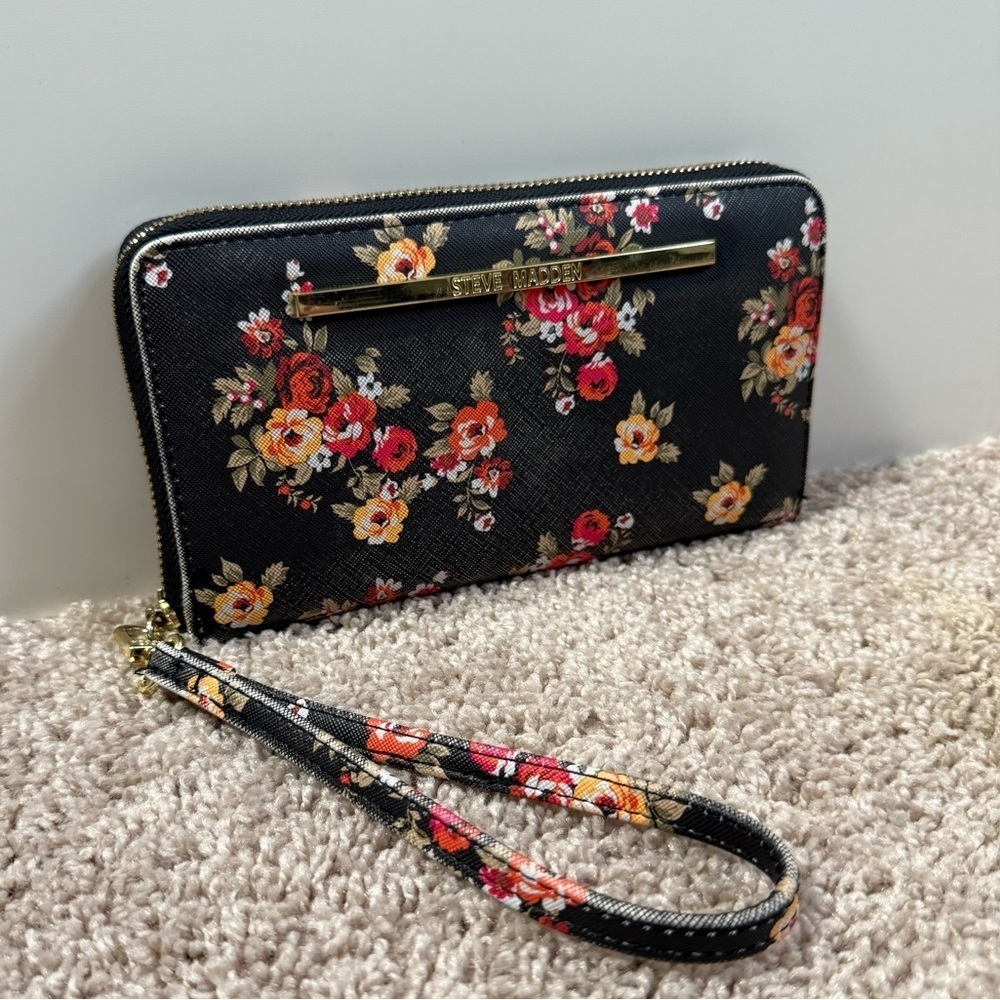 Steve Madden Black Colorful Floral Patterned Zip Around Wallet